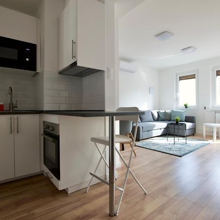 Standard Apartment By Hi5 - Dessewffy 37 Suites Budapest Eksteriør bilde