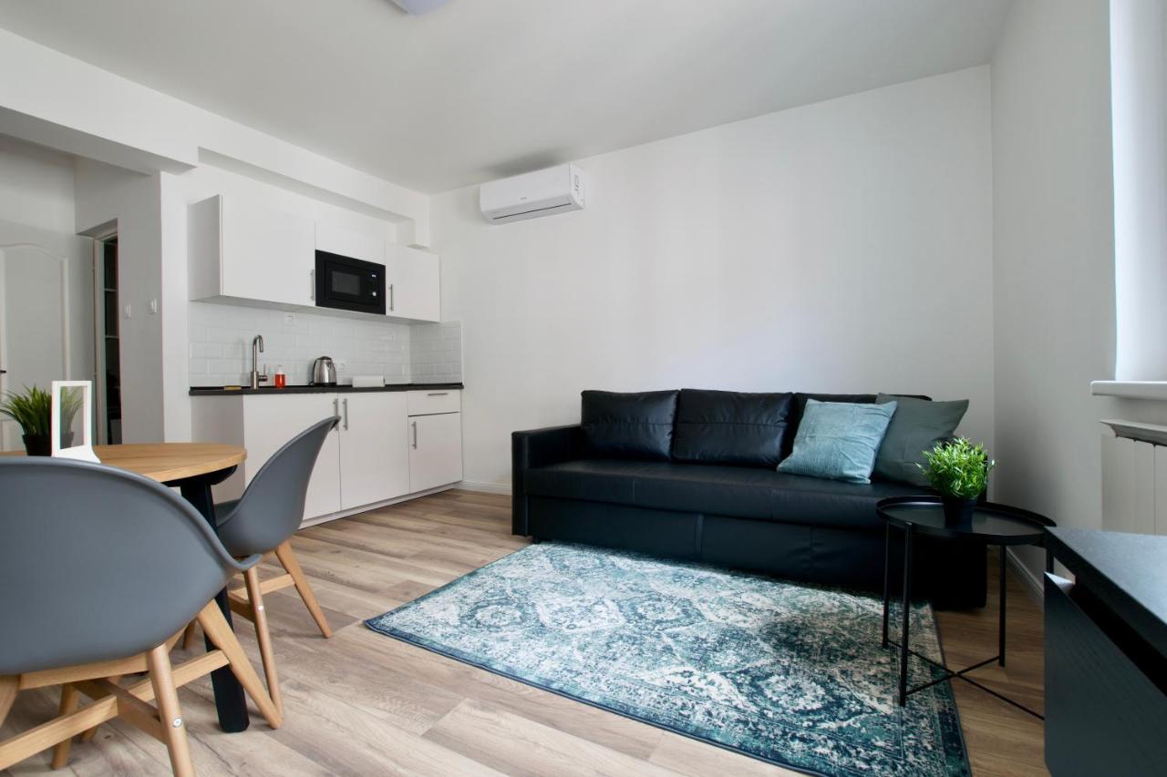Standard Apartment By Hi5 - Dessewffy 37 Suites Budapest Eksteriør bilde